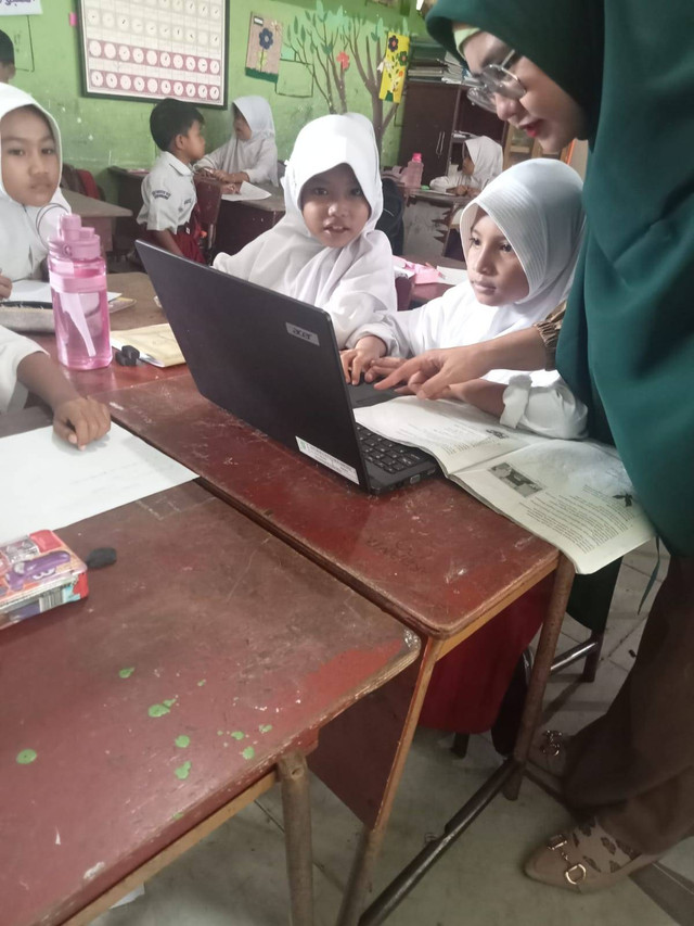 Contoh Pembelajaran Diferensiasi Konten di Kelas 2 SD Negeri 62 Pekanbaru