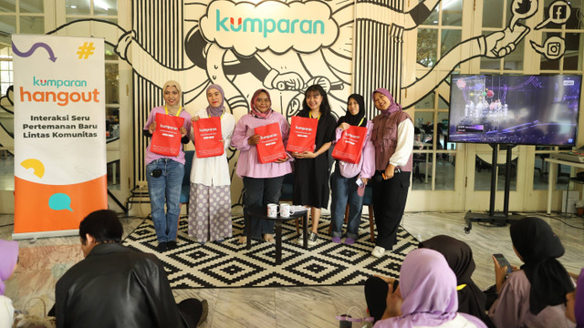 Keseruan di acara kumparan Hangout bersama ARMY.  Foto: Dok. kumparan