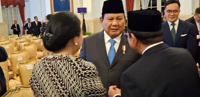 Puan Tarik Pramono untuk Temui Prabowo di Istana Usai Kunjungan Paus, Rabu (4/9/2024). Foto: Zamachsyari/kumparan