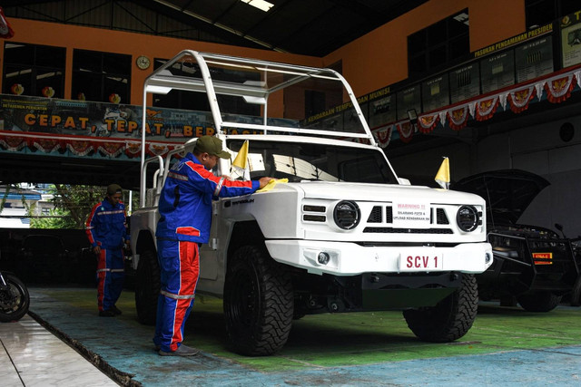 Wujud pope mobile Pindad Maung MV3 Tangguh yang akan digunakan Paus Fransiskus saat misa akbar di Stadion Gelora Bung Karno. Foto: Pindad