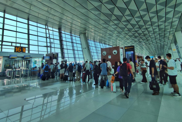 Ilustrasi di dalam bandara. Foto: Jamal Ramadhan/kumparan