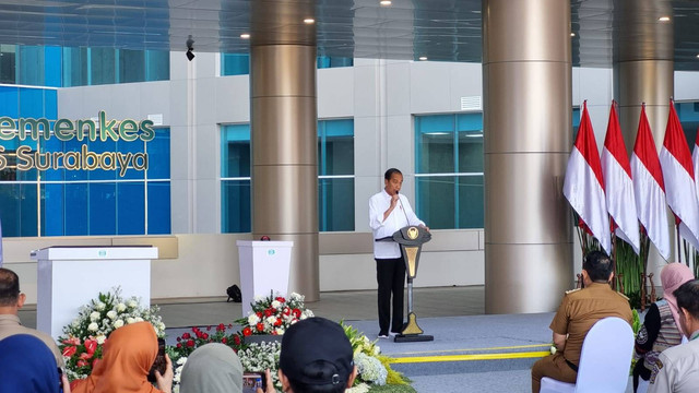 Presiden Jokowi di acara Peresmian Gedung Rumah Sakit Kemenkes Surabaya, Jumat (6/9/2024). Foto: Farusma Okta Verdian/kumparan