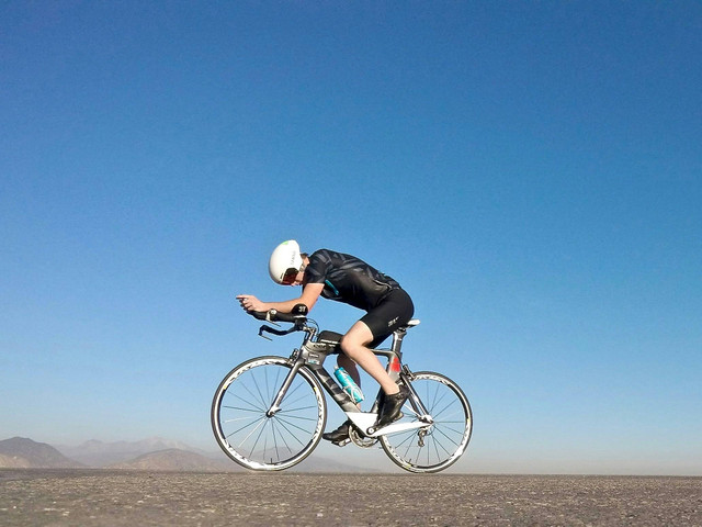 Ilustrasi 5 Sepeda Road Bike di Bawah 10 Juta, Unsplash/Beau Runsten