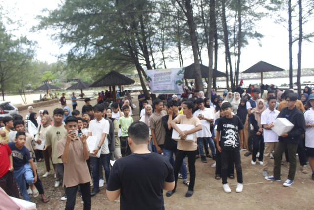 Kegiatan teambuilding siswa di tahun ajaran baru. Sumber; dokumen pribadi penulis