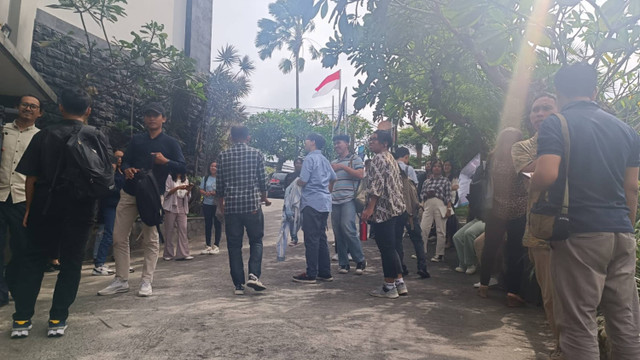 Gempa 4,9 M Guncang Bali tamu Hotel Berhamburan ke Luar.  Foto: Denita BR Matondang/kumparan