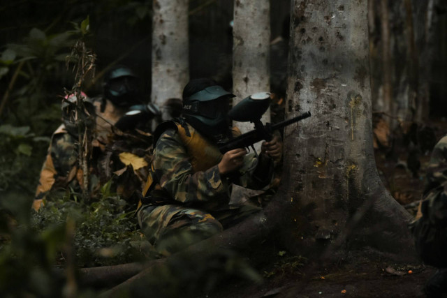 Tempat Main Paintball di Tangerang. Foto hanya ilustrasi, bukan tempat sebenarnya. unsplash.com/Muhammad Taufik.