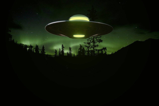 Ilustrasi UFO. Foto: Pixabay/CoolCatGameStudio