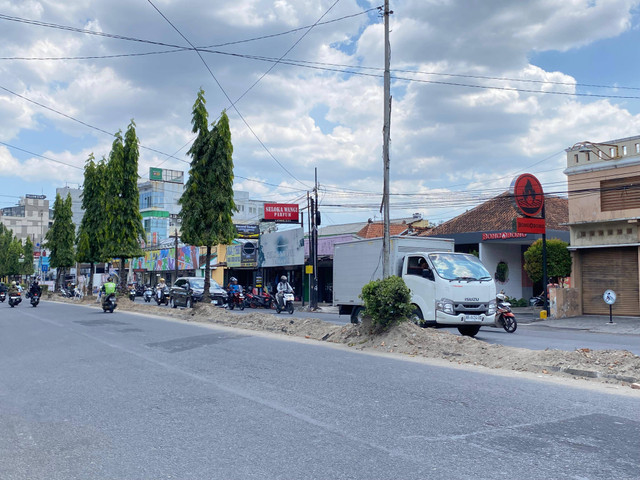 Proses revitalisasi Taman Affandi di Jalan Gejayan. Foto: Resti Damayanti/Pandangan Jogja