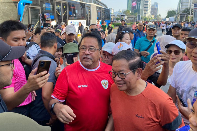 Bacagub dan Bacawagub Jakarta Pramono Anung dan Rano Karno datang ke CFD Jakarta, Minggu (8/9/2024). Foto: Abid Raihan/kumparan