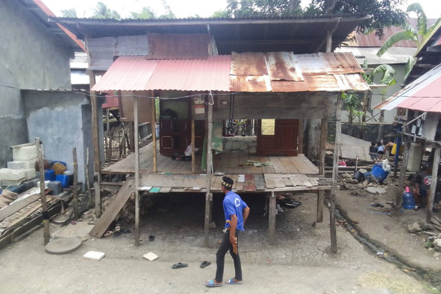 Rumah Afni di Kepulauan Selayar sebelum direnovasi. Foto: Dok. Kemensos