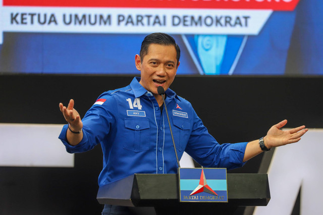 Ketua Umum Partai Demokrat Agus Harimurthi Yudhoyono (AHY) memberikan sambutan pada acara HUT ke-23 Partai Demokrat di Jakarta, Senin (9/9/2024). Foto: Iqbal Firdaus/kumparan