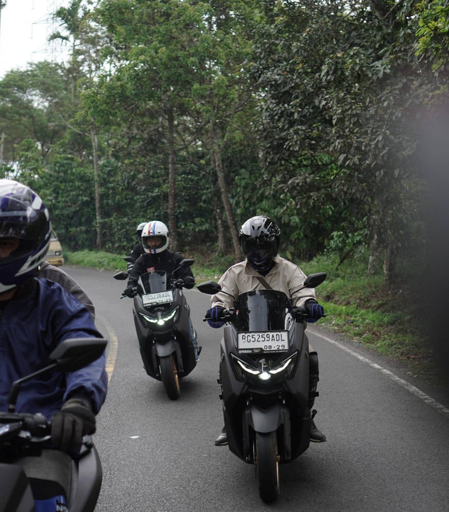 Tim Urban Id bersama awak media lainnya menjajal ketangguhan NMax Turbo di rute Bengkulu-Palembang, Foto : Dok Thamrin Brother