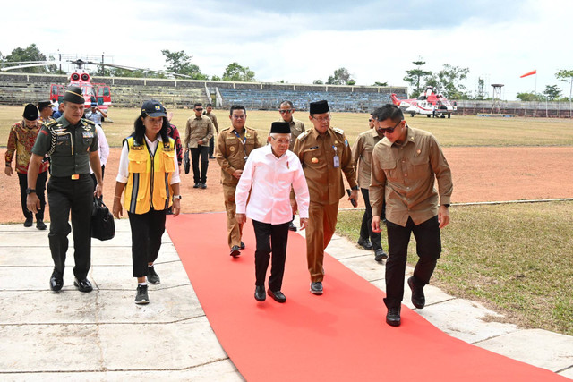 Wakil Presiden Ma'ruf Amin tiba di Kabupaten Bangka Selatan, Kepulauan Bangka Belitung pada Selasa (10/9/2024).  Foto: BPMI Setwapres