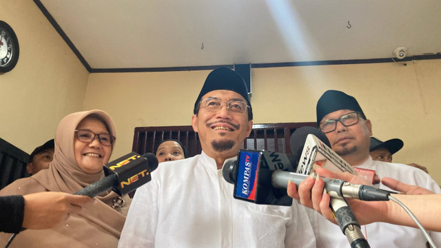 Bakal Calon Wakil Gubernur Jakarta Suswono menyampaikan keterengan wartawan saat ditemui di Yayasan Subulus Salam, Jakarta Timur, Selasa (10/9/2024). Foto: Alya Zahra/Kumparan