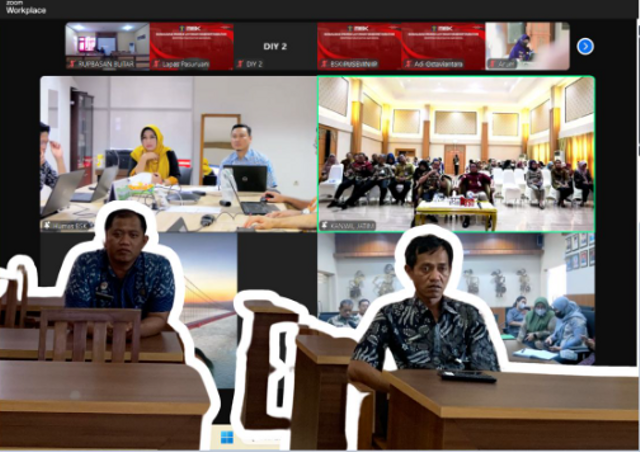 Rupbasan Blitar Ikuti Kegiatan Sosialisasi Indeks Layanan Kesekretariatan ( ILK ) Secara VirtualBlitar - Kamis, 12 September 2024 Dalam rangka menindaklanjuti surat Kepala Badan Strategi Kebijakan (BSK) HAM Nomor PPH-LT.04.01-18, Rupbasan Kelas II Blitar mengikuti Kegiatan Sosialisasi Indeks Layanan Kesekretariatan secara virtual via zoom meeting di Ruang Aula Rupbasan Blitar.Kegiatan ini diikuti oleh seluruh Jajaran Pegawai Kemenkumham di Seluruh Indonesia secara langsung maupun virtual. Kegiatan dilaksanakan guna meningkatkan pelayanan dukungan manajemen yang diharapkan mampu mendorong peningkatan kinerja di Lingkungan Kementerian Hukum dan HAM. Adapun pelayanan yang dimaksud mencakup layanan kepegawaian, BMN dan Umum, Perencanaan dan Anggaran, serta Kehumasan sehingga nantinya mendapatkan output berupa perbaikan pada seluruh aspek layanan yang didasarkan pada penilaian seluruh unit kerja yang menjadi indikator penilaian.Dukung Rupbasan Blitar Kementerian Hukum dan HAM Jawa Timur yang telah meraih "Satuan Kerja Berpredikat Wilayah Bebas dari Korupsi (WBK) dan Menuju Wilayah Birokrasi Bersih dan Melayani (WBBM)" Tahun 2024 dengan terus mengikuti perkembangan informasi dari kami baik dari media sosial dan situs web. Segala bentuk layanan kami tidak dipungut biaya dan gratis, jika ada penyelewengan wewenang dari petugas kami silahkan hubungi kami lewat layanan pengaduan kami di media sosial dan situs website kami.(Humas Rupbasan Blitar Kanwil Kemenkumham Jawa Timur)#kemenkumhamjatim#KemenkumhamRI#humaskemenkumhamjatim#HumasRupbasanBlitar#pemeliharaanbarangbukti#heniyuwono#KumhamSemakinPASTI#melayanisepenuhhati#rupbasanblitarbersahabat@ditjenpas @kumhamjatim@heniyuwono@hardi_bayu