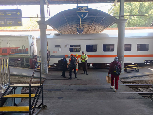 Suasana di stasiun Surabaya Gubeng. Foto: Humas KAI Daop 8 Surabaya