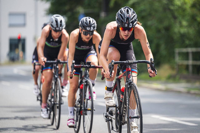 Ilustrasi Helm Sepeda Road Bike Terbaik, Foto: Pixabay/ArminEP