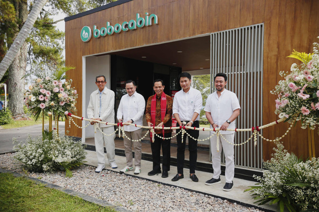 PT Patra Jasa bersinergi Bobobox meresmikan Bobocabin Patra Parapat sebagai akomodasi hotel kabin luar ruang terbaru di tepian Danau Toba. Foto: dok. Patra Jasa