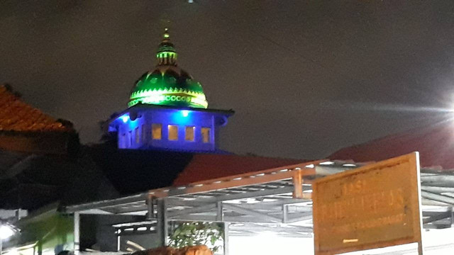 Masjid Baithul Ikhlas Gang Pisang Gedung Air Bandar Lampung (Foto:Ferdi)/Ferdiansah