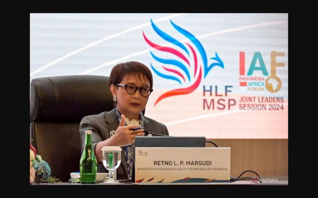 Menteri Luar Negeri Retno Marsudi menyampaikan keterangan pers terkait pelaksanaan High Level Forum on Multi Stakeholder Partnerships (HLF MSP) and Indonesia Afrika Forum (IAF) II di Nusa Dua, Badung, Bali, Senin (2/9/2024).ANTARA FOTO/Media Center IAF II-HLF MSP/Paramayuda/nym