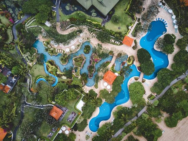 Waterpark Goldland Karawaci. Foto hanya ilustrasi, bukan tempat sebenarnya. Sumber: Unsplash/Ivan Bandura