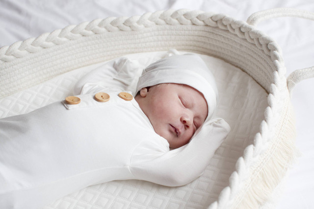 Ilustrasi bayi tidur. Foto: Ana Sha/Shutterstock