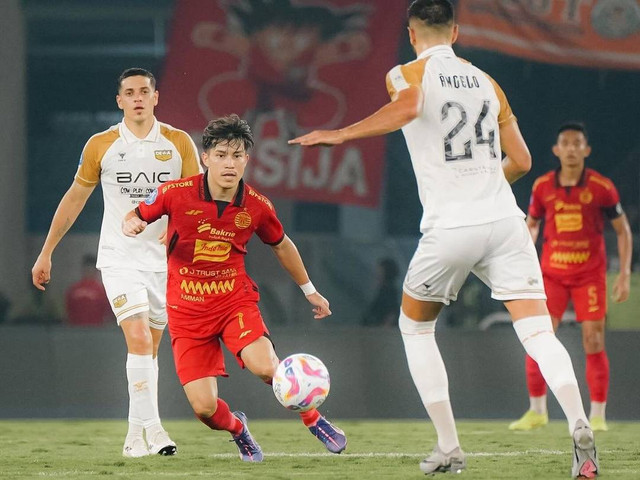 Persija Jakarta melawan Dewa United pada pertandingan Liga 1 di Stadion Gelora Bung Karno, Jakarta, Senin (16/9/2024). Foto: Instagram/@persija