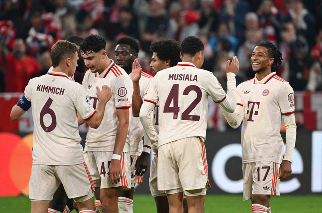 Selebrasi pemain Bayern Muenchen saat lawan Dinamo Zagreb dalam matchday pertama Liga Champions 2024/25 di Allianz Arena, Rabu (18/9) dini hari WIB. Foto: REUTERS/Angelika Warmuth