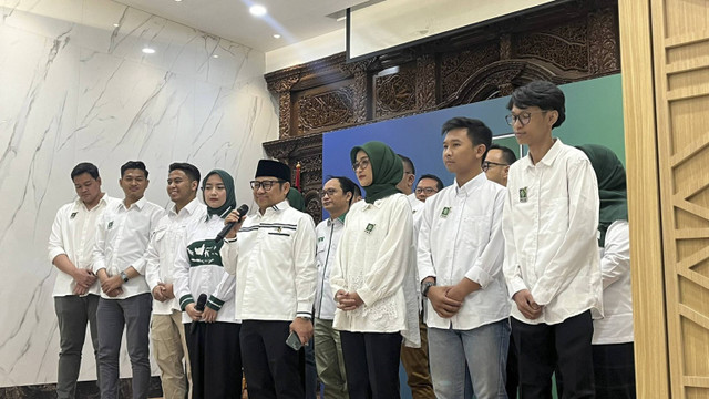 Jajaran Ketua Harian dan Wakil Ketua Harian DPP PKB periode 2024-2029. Foto: Haya Syahira/kumparan