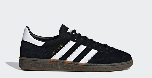 apakah sepatu adidas spezial bisa untuk futsal. Foto sepatu Adidas. Sumber: adidas.co.id