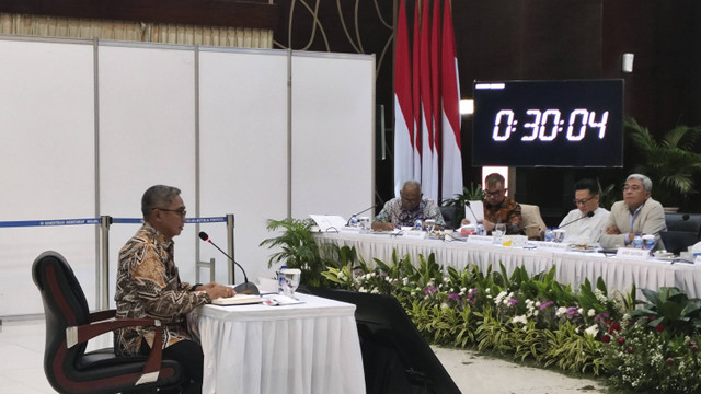 Irjen Kementan, Setyo Budiyanto mengikuti tes wawancara seleksi calon pimpinan KPK di Kemensetneg, Jakarta Pusat, Rabu (18/9/2024). Foto: Jonathan Devin/kumparan