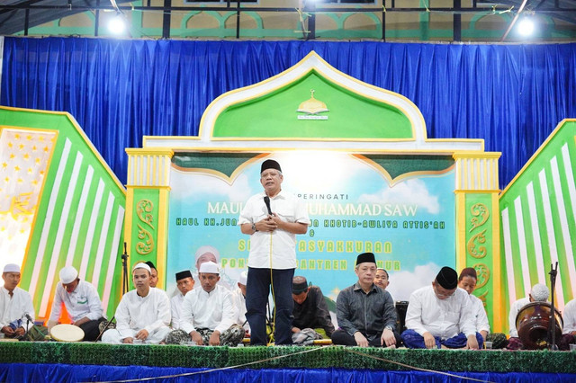 Muda Mahendrawan menghadiri Maulid Nabi Muhammad di Ponpes An-Nur Sungai Duri, Bengkayang. Foto: Dok. Istimewa