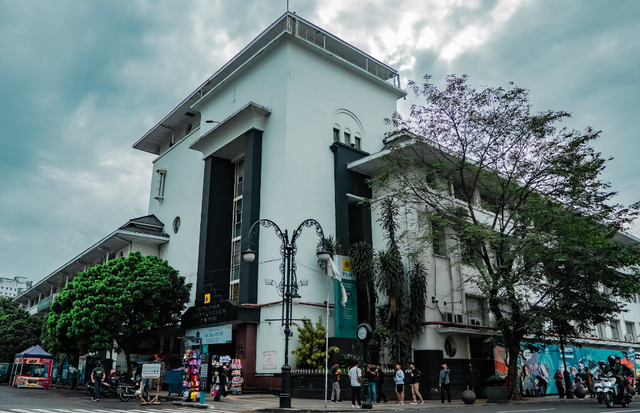 wisata dekat grandia hotel. Foto hanyalah ilustrasi, bukan tempat yang sebenarnya. Sumber: Unsplash/Vincentius Chrisna Febrian