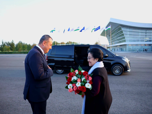 Megawati Soekarnoputri berkunjung ke Samarkand. Foto: Dok. Istimewa