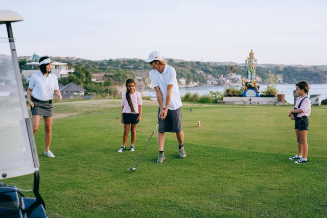 Ilustrasi Berapa Jumlah Pemain Golf, Foto: Pexels/Mikhail Nilov