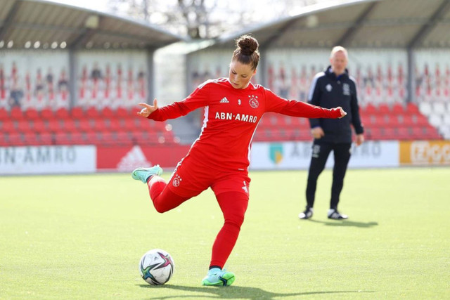 Nikita Tromp, pemain sepak bola wanita diaspora Indonesia di Belanda. Foto: Instagram/ @nikitatromp