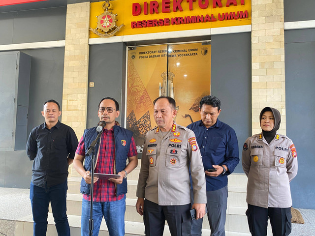 Konferensi pers pengungkapan kasus perampokan Pos Damkar Godean Sleman di Mapolda DIY, Sabtu (21/9). Foto: Resti Damayanti/Pandangan Jogja