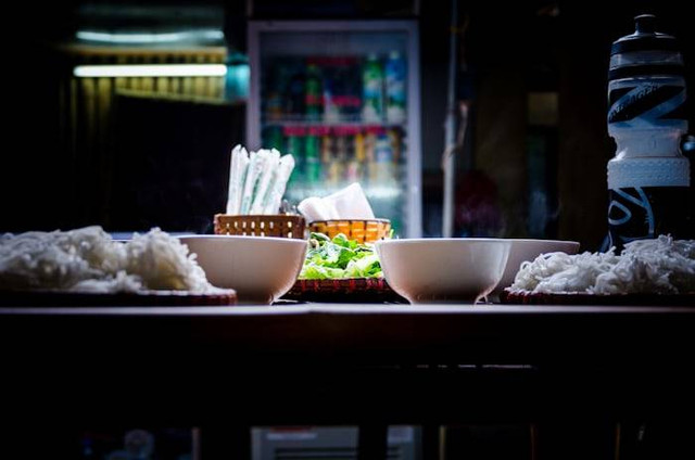 Bakso Bintang Asia. Foto hanyalah ilustrasi bukan tempat sebenarnya. Sumber: Unsplash/Anh Nguyen