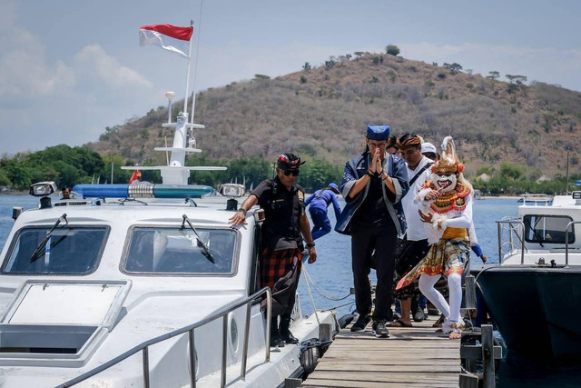 Menparekraf Sandiaga Uno meluncurkan paket wisata 3B (Banyuwangi-Bali Barat-Bali Utara) di Banyuwangi pada Sabtu (21/9/2024). Foto: Kemenparekraf RI