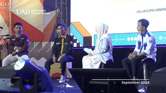 Talkshow Inspiratif Meriahkan Closing Ceremony P2K Sinergi Universitas Ahmad Dahlan (UAD) 2024 (Dok. Irvan)