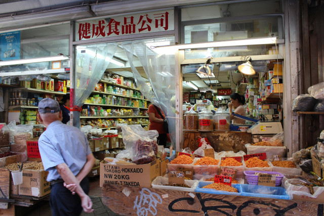 Pancoran Chinatown Point. Foto hanya sebagai ilustrasi, bukan tempat sebenarnya. Sumber: Unsplash/Grace Estrada.