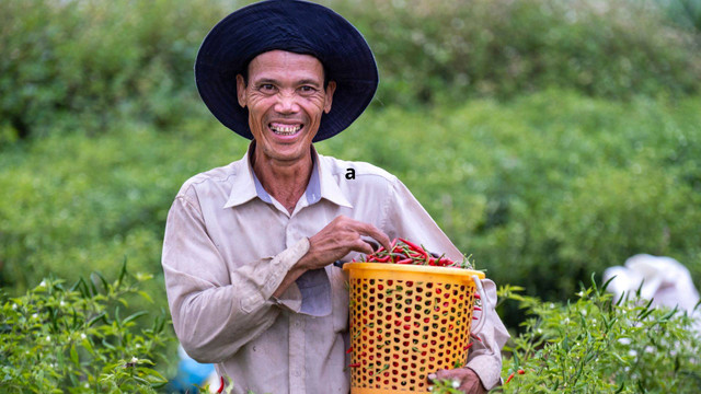 keseimbangan aspek bisnis dan sosial, foto: Canva