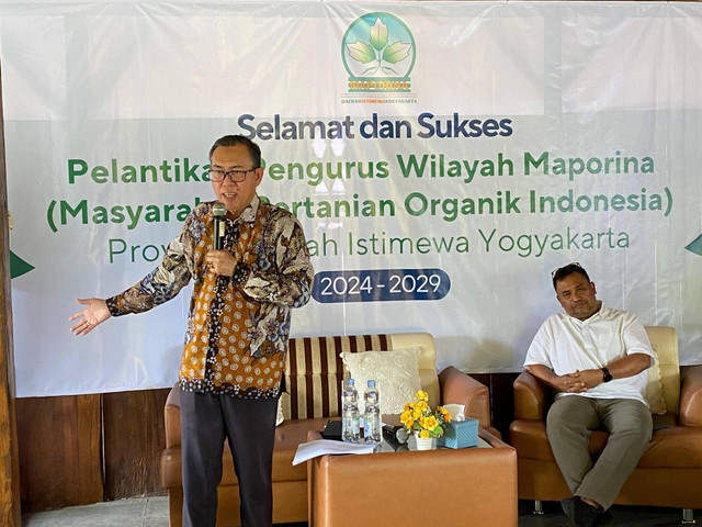 Prof Edy saat menjadi narasumber (Humas UWM)