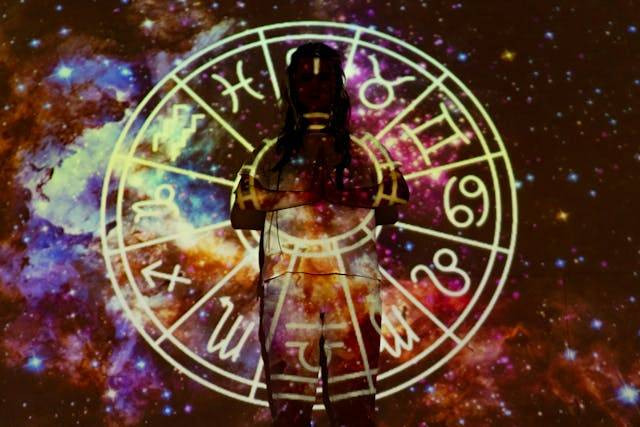 Ilustrasi Zodiak Menurut Psikologi. Sumber: Pexels/AlexGreen.