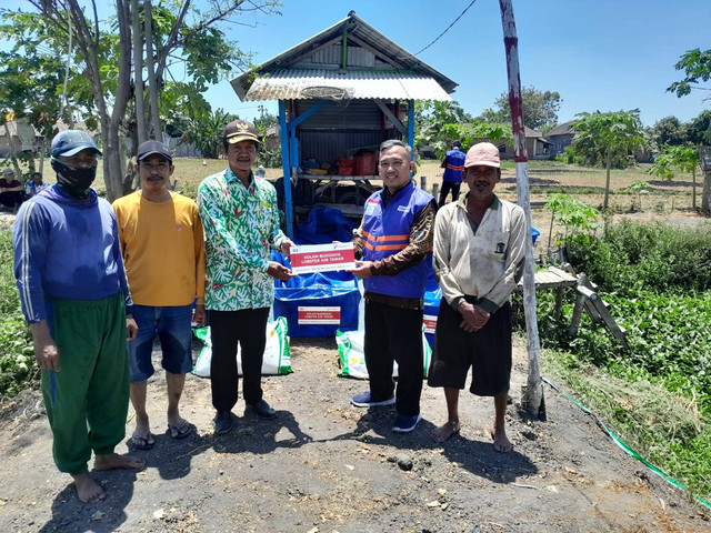 Serah Terima Bantuan Sarana Budidaya Udang Lobster Air Tawar PT Pertamina Gas