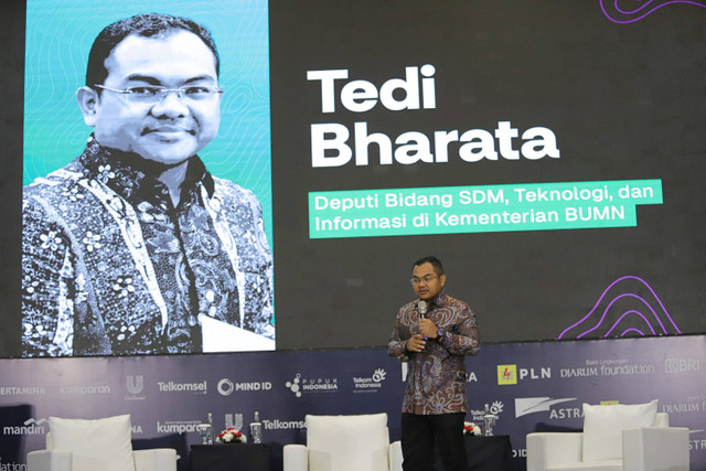 Deputi Bidang Manajemen Sumber Daya Manusia, Teknologi, dan Informasi Kementerian BUMN, Tedi Bharata. Foto: kumparan