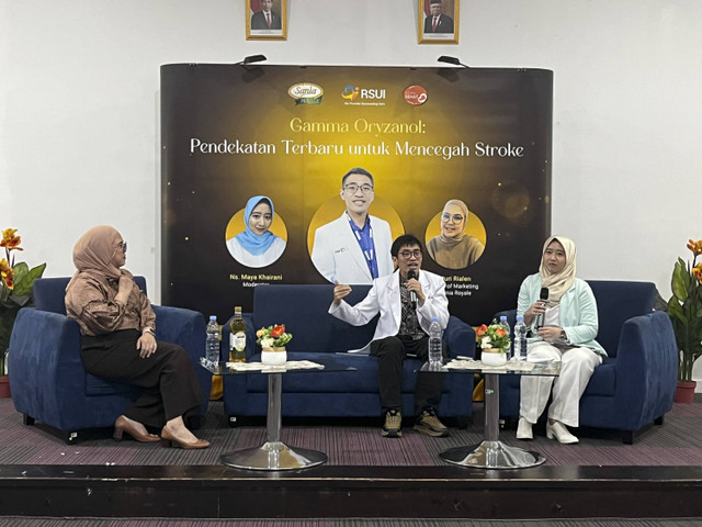 Dokter Spesialis Neurologi dr. David Pangeran, Sp.N dalam acara Sania Royale di RS Universitas Indonesia. Foto: Nabila Fatiara/kumparan