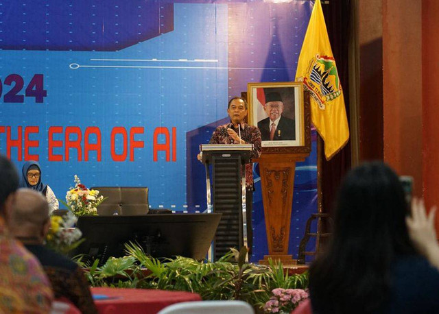 Direktur Human Capital dan Umum BPJS Ketenagakerjaan Abdur Rahman Irsyadi menjadi pembicara pada kegiatan Learning Bootcamp Pemerintah Provinsi Jawa Tengah. Foto: Dok. BPJS Ketenagakerjaan