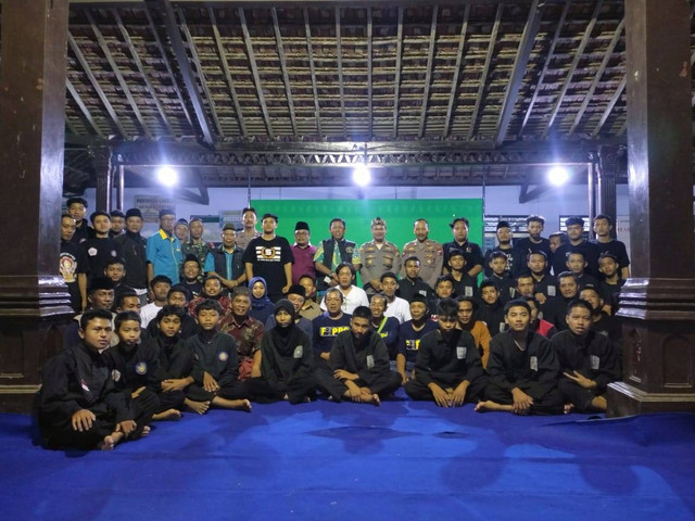 Forkopimcam Gondang Ngopi Bareng Bersama Paguyuban Pencak Silat