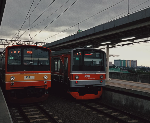 jadwal kereta cimahi bandung. Foto hanyalah ilustrasi, bukan tempat yang sebenarnya. Sumber: Unsplash/Faisal Hanafi